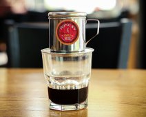 Cà Phê (Đá / Nóng) - Black Coffee (Ice / Hot)